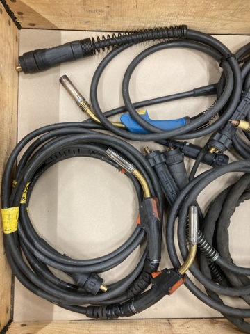 1038274-2 Hose package and gas regulators