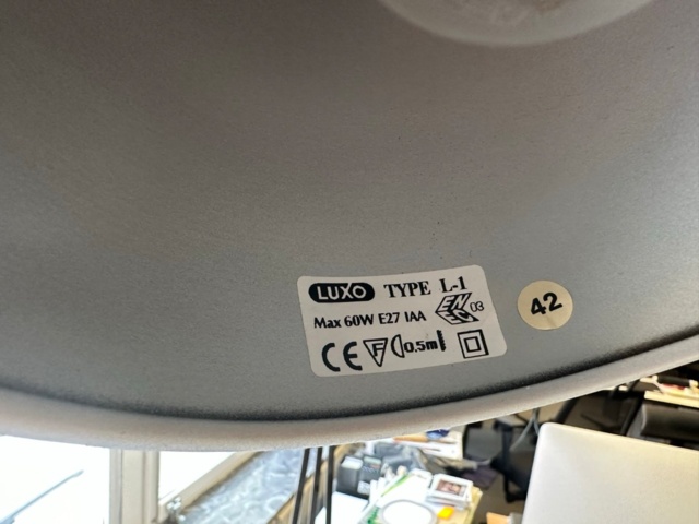 991592-3 Desk lamp/architect lamp L-1 Luxo with table base