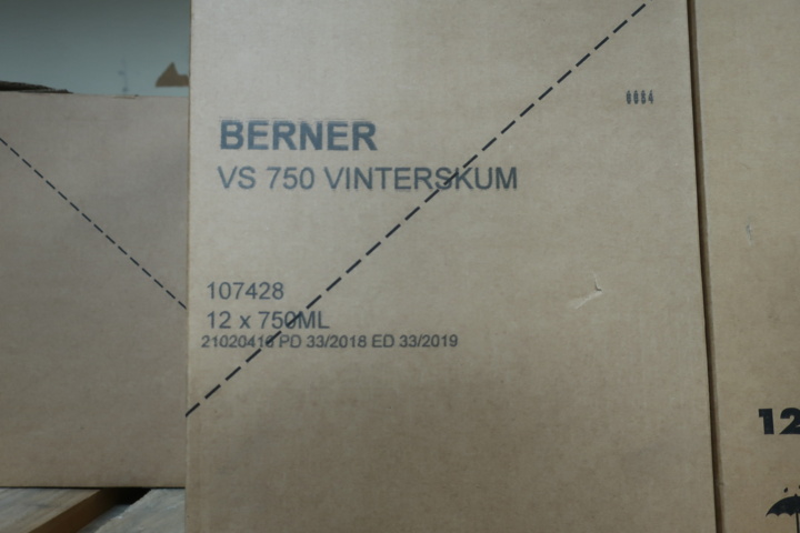 1029212-6 10 cartons Winter foam, Berner VS 750