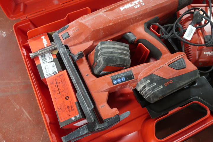 1029214-3 Battery-powered bolt gun, Hilti BX 3