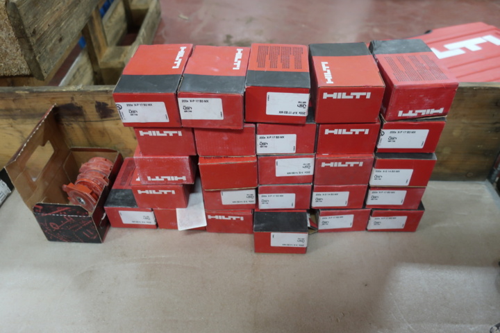 1029214-8 Battery-powered bolt gun, Hilti BX 3