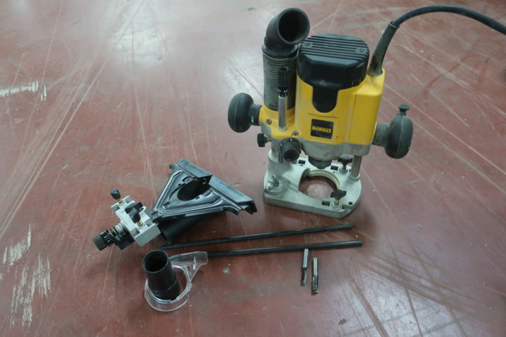 1029249-1 Overhand router, DeWalt DW621