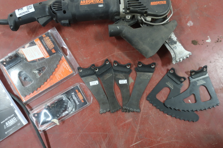 1029265-4 Brick and lightweight concrete saw, Arbortech AS170