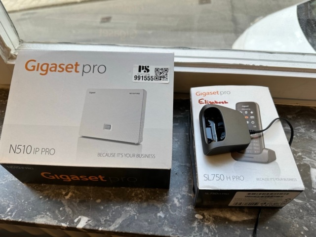 991555-3 Gigaset N510 IP PRO with 3 handsets