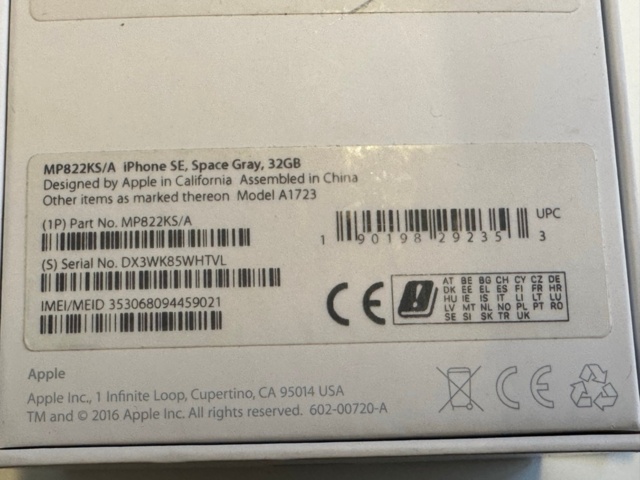 991559-3 iPhone SE Space Gray 32 GB
