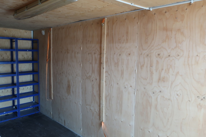 1029376-10 Insulated container 20 feet