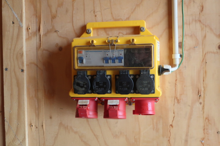 1029376-11 Insulated container 20 feet