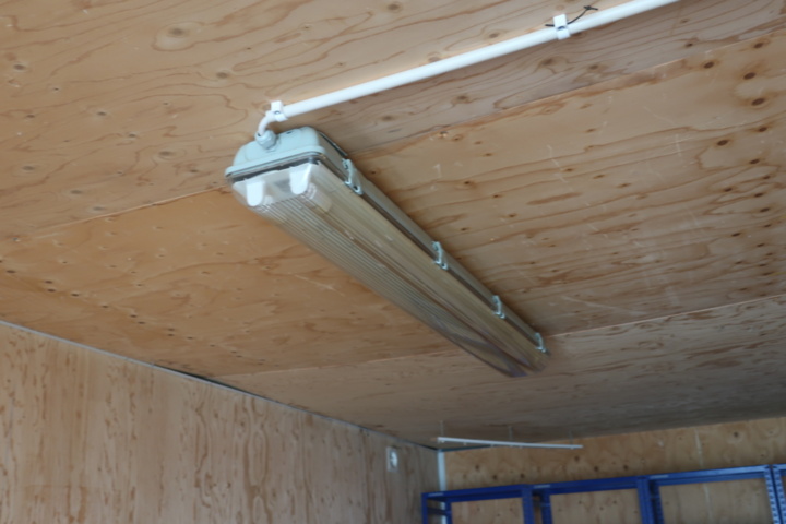 1029376-15 Insulated container 20 feet