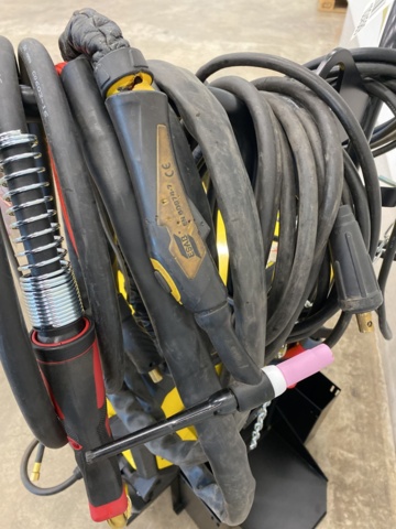 1024589-9 Multi-method welding ESAB Rebel EMP 320 ic