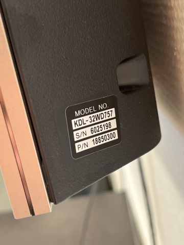 963354-3 Sony Bravia KDL-32WD757 32"