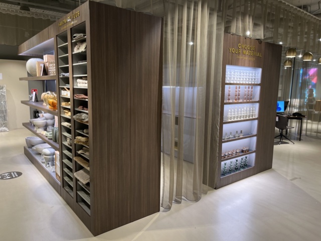 803211-2 Shop module, approx. 5x5m with small kitchen built on site