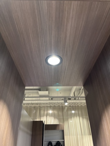 803211-7 Shop module, approx. 5x5m with small kitchen built on site