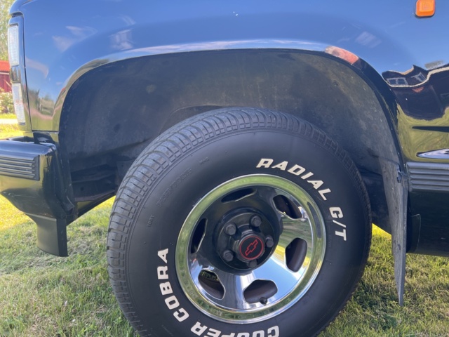 897297-16 Chevrolet C1500 454 SS 7.4 V8 TBI Hydra-Matic, 233hp - 1990