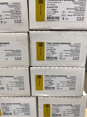 1040014-3 Pallet with banded trolley screw VSB