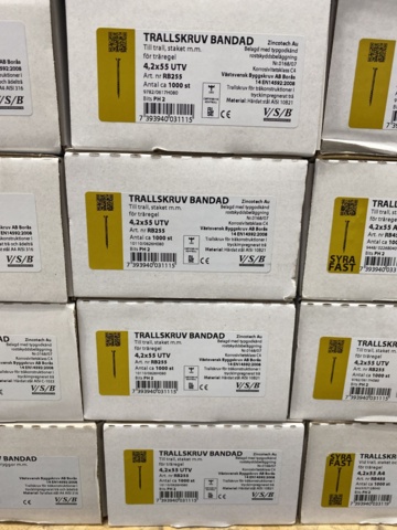 1040014-8 Pallet with banded trolley screw VSB