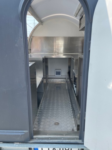 1039995-31 Food trailer/food truck LRS Compact LE GRAND FOODTRAILERS, 2021