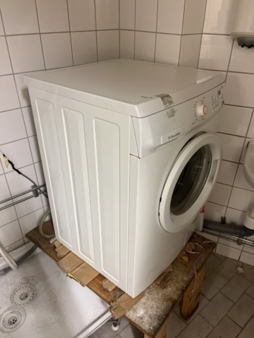 803256-3 Washing machine Electrolux