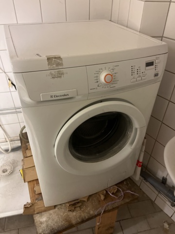 803256-5 Washing machine Electrolux