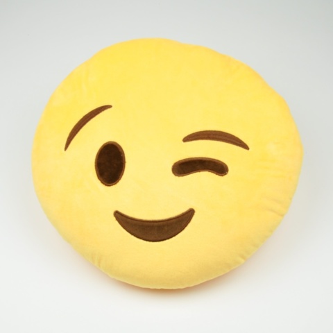 1040086-3 Emoji pillows 32x32 round plush filled with polypropylene cotton embroidered pattern, 1,330 pcs