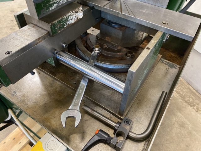 1024586-4 Band saw Carif 260 BSA