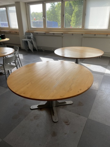 1025849-3 Round table - 6 pieces