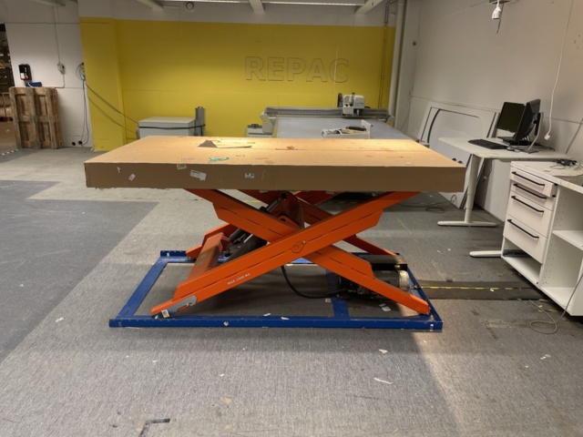 1025907-3 Lifting table EdmoLift TS2000