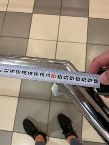 1025918-13 Stainless steel railings from queue systems