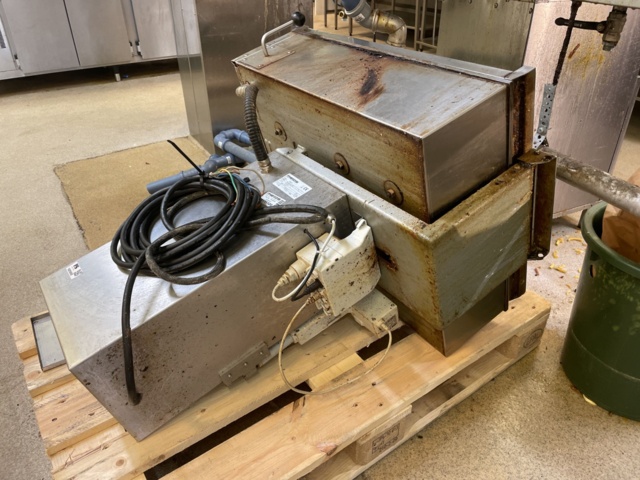 1025920-7 Grilling table Metos