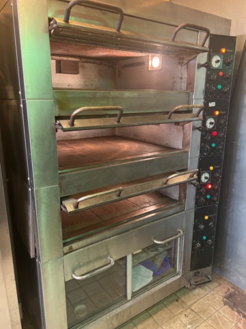 981045-4 Pizza oven with 3 compartments Sveba Dahlen DC-32