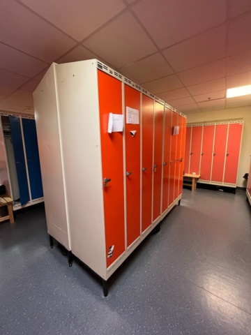 1026039-2 Dressing cabinet 4 sections (16 cabinets)