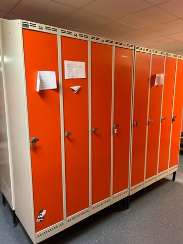 1026039-3 Dressing cabinet 4 sections (16 cabinets)