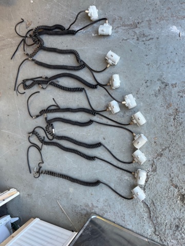 1001635-1 11 Spiral cords with double sockets