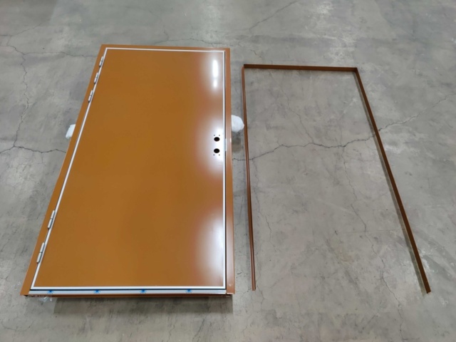 1040625-1 Steel door