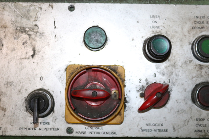 998605-9 Bandsåg Thomas 310A (Reparationsobjekt)