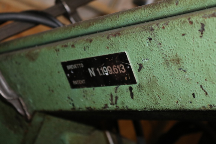 998605-11 Bandsåg Thomas 310A (Reparationsobjekt)