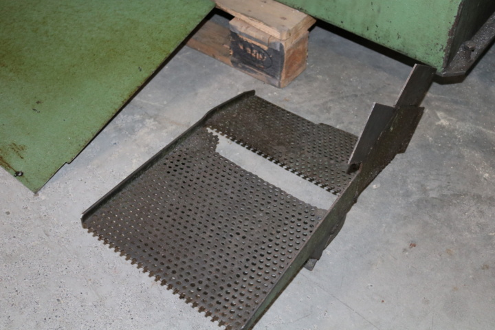 998605-19 Bandsåg Thomas 310A (Reparationsobjekt)