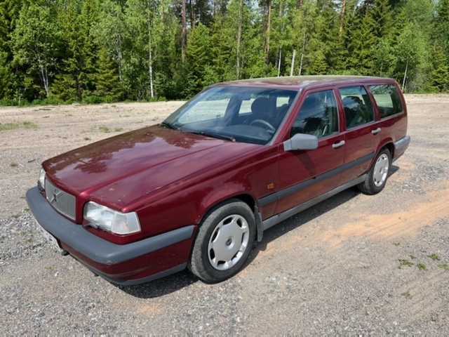 1040712-4 Volvo 850 Estate 2.5 10V Automatic, 144hp, 1995