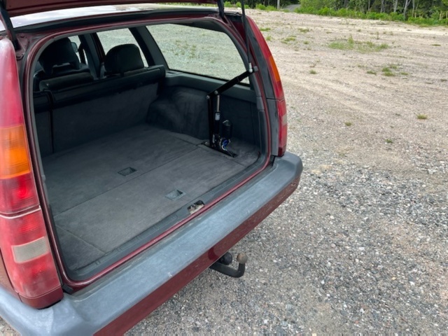 1040712-20 Volvo 850 Estate 2.5 10V Automatic, 144hp, 1995
