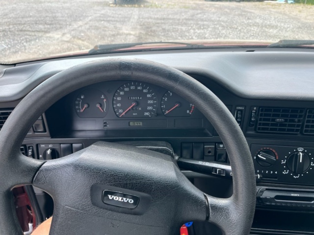 1040712-28 Volvo 850 Estate 2.5 10V Automatic, 144hp, 1995
