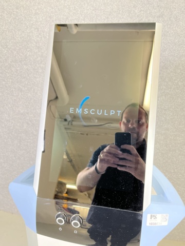 1038639-3 BTL EMSculpt maskin med tillhörande tillbehör