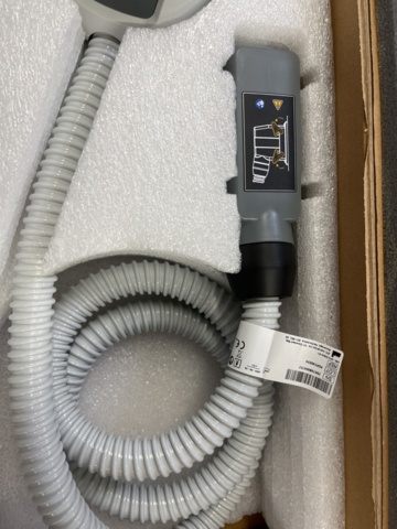 1038639-12 BTL EMSculpt maskin med tillhörande tillbehör