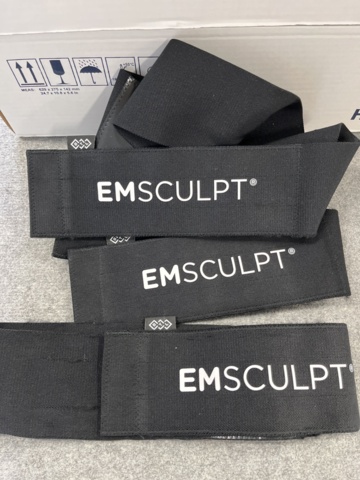 1038639-24 BTL EMSculpt maskin med tillhörande tillbehör