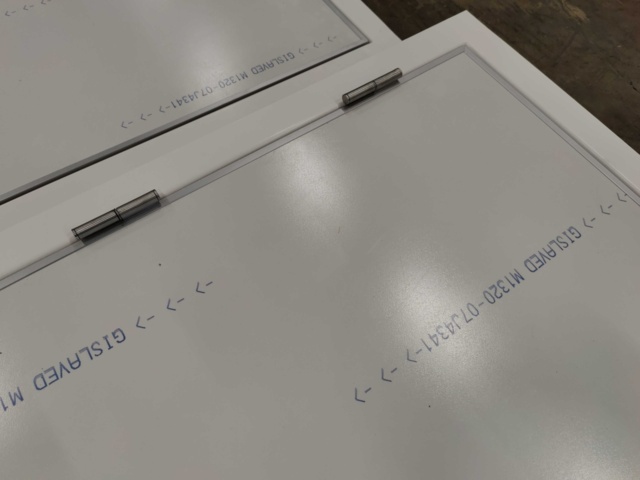 1040644-4 2 steel doors