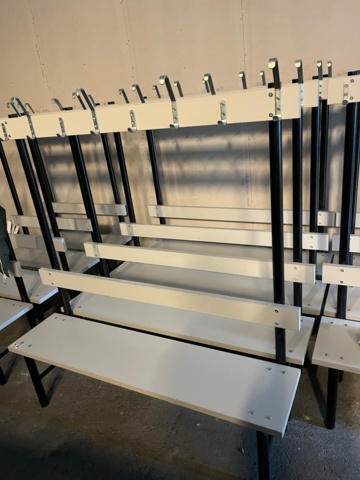 1025948-3 Omklädningsbänk 4St 1500 mm