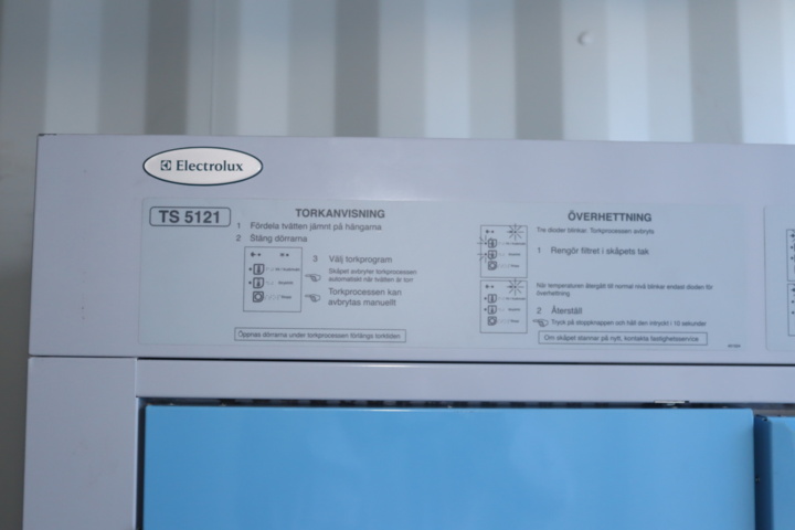 1041369-3 Electrolux TS 5121 torkskåp