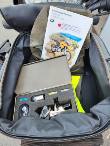 990948-16 BMW F 650 GS motorcycle