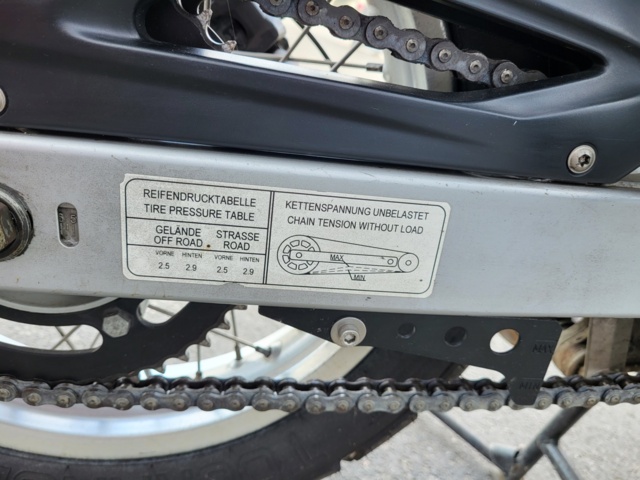 990948-46 BMW F 650 GS motorcycle