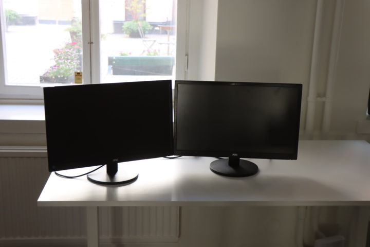 1033526-5 2 pcs NOC 24 inch computer screen