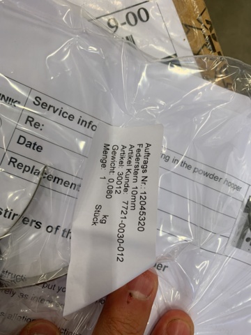 993037-5 Spare parts and accessories for milk machines