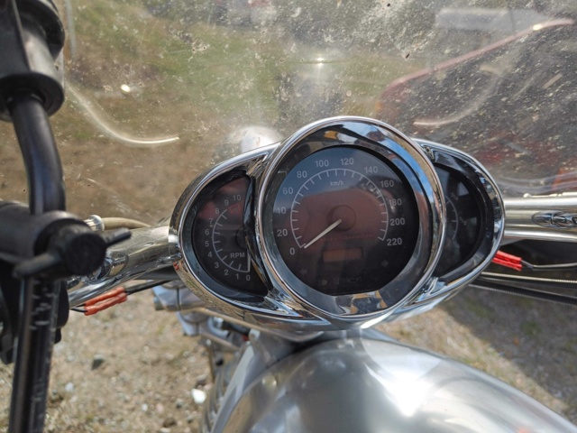 929258-32 Harley-Davidson V-Rod -2002